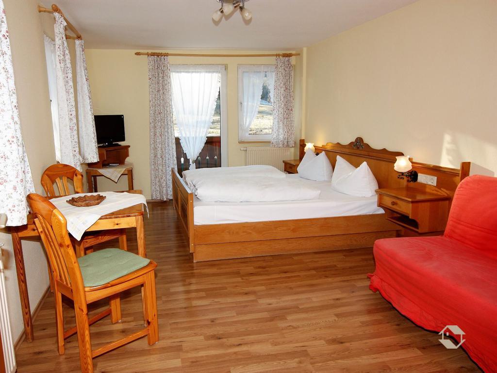 Gaestehaus Klingele Hinterzarten Room photo